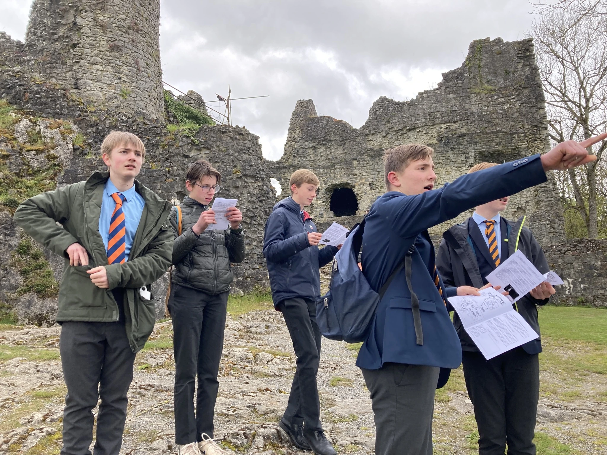 sortie-scolaire-eleves-chateau-histoire